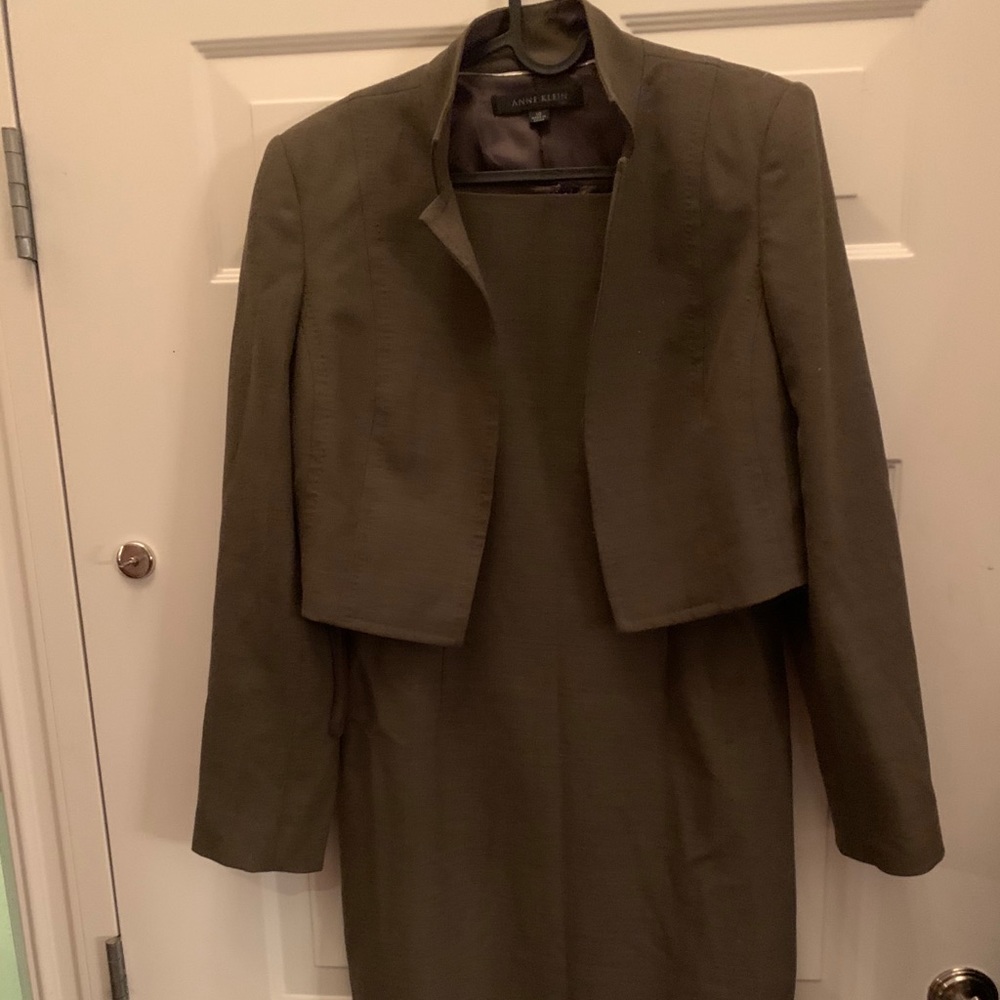 Suit dress